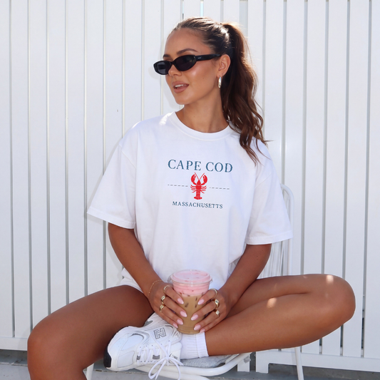 Cape Cod Lobster T-Shirt in White – Beach Souvenir design